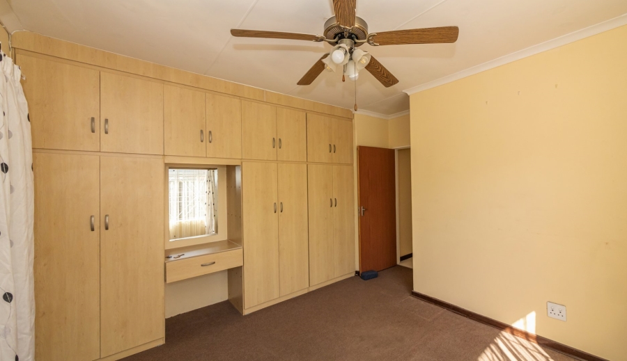 6 Bedroom Property for Sale in Morewag Free State